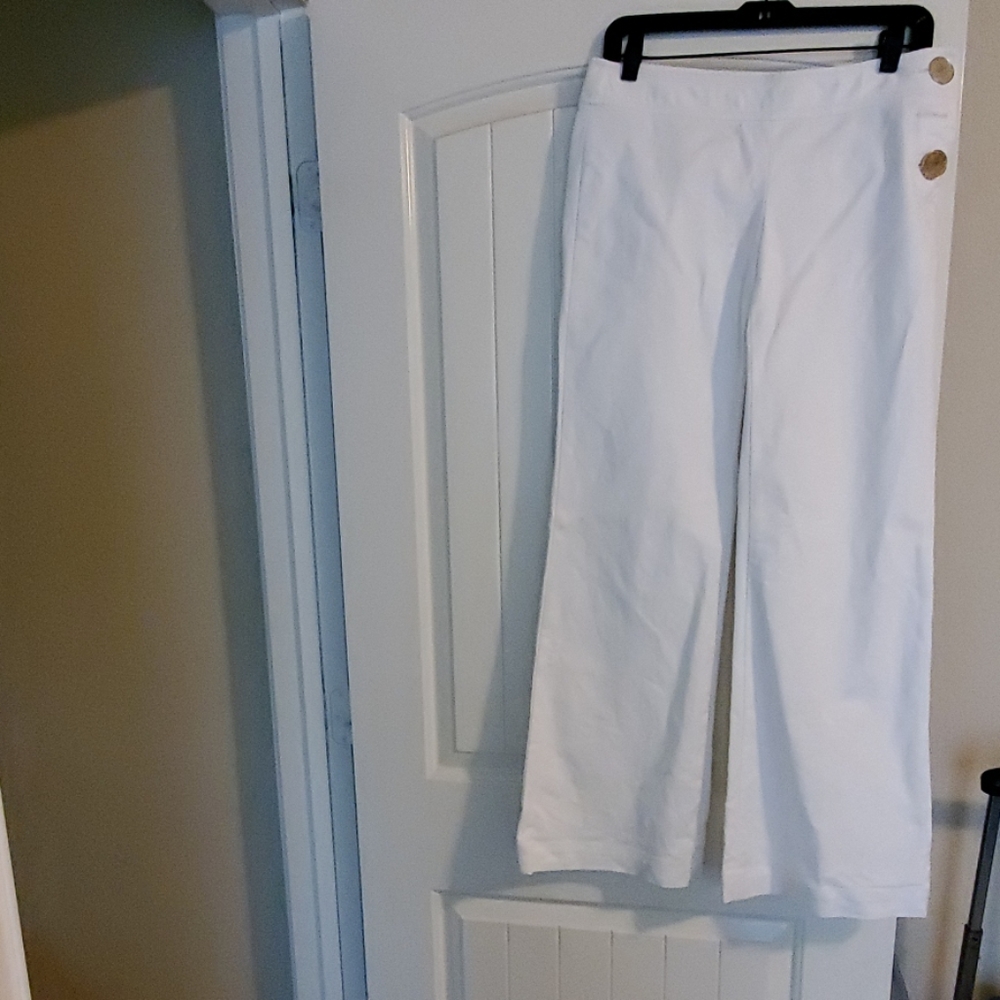 Wide leg white pants